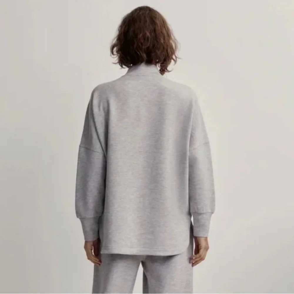 Varley Bay Sweat Pullover in Grey Marl
Size Large - Picture 3 of 15